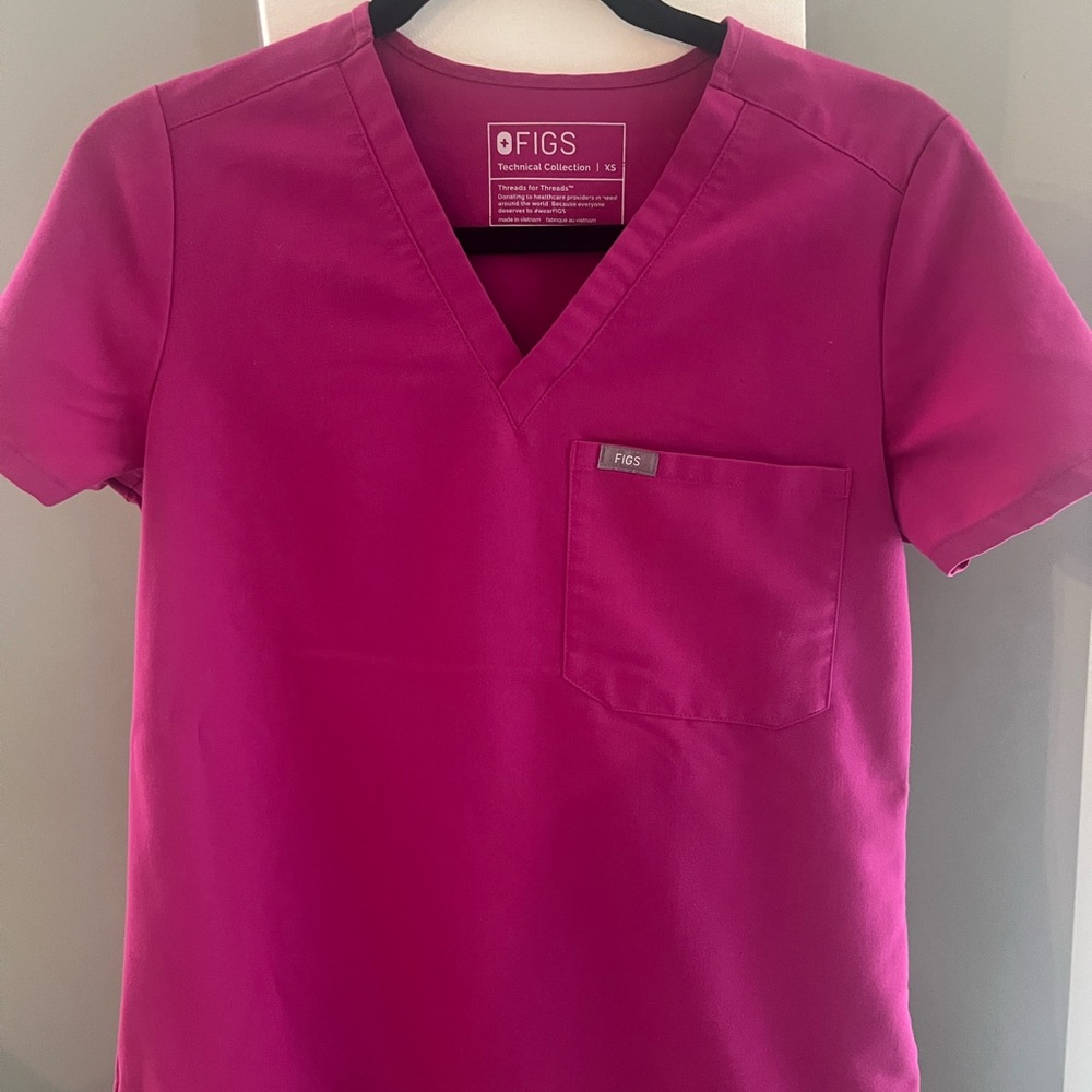 Figs Pink V-Neck Scrub Top